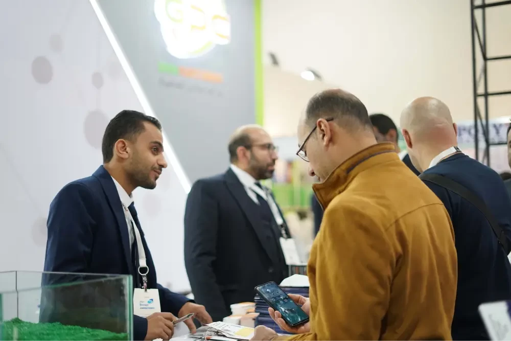 توقيع اتفاقيات شراكة - شركة اللدائن العالمية