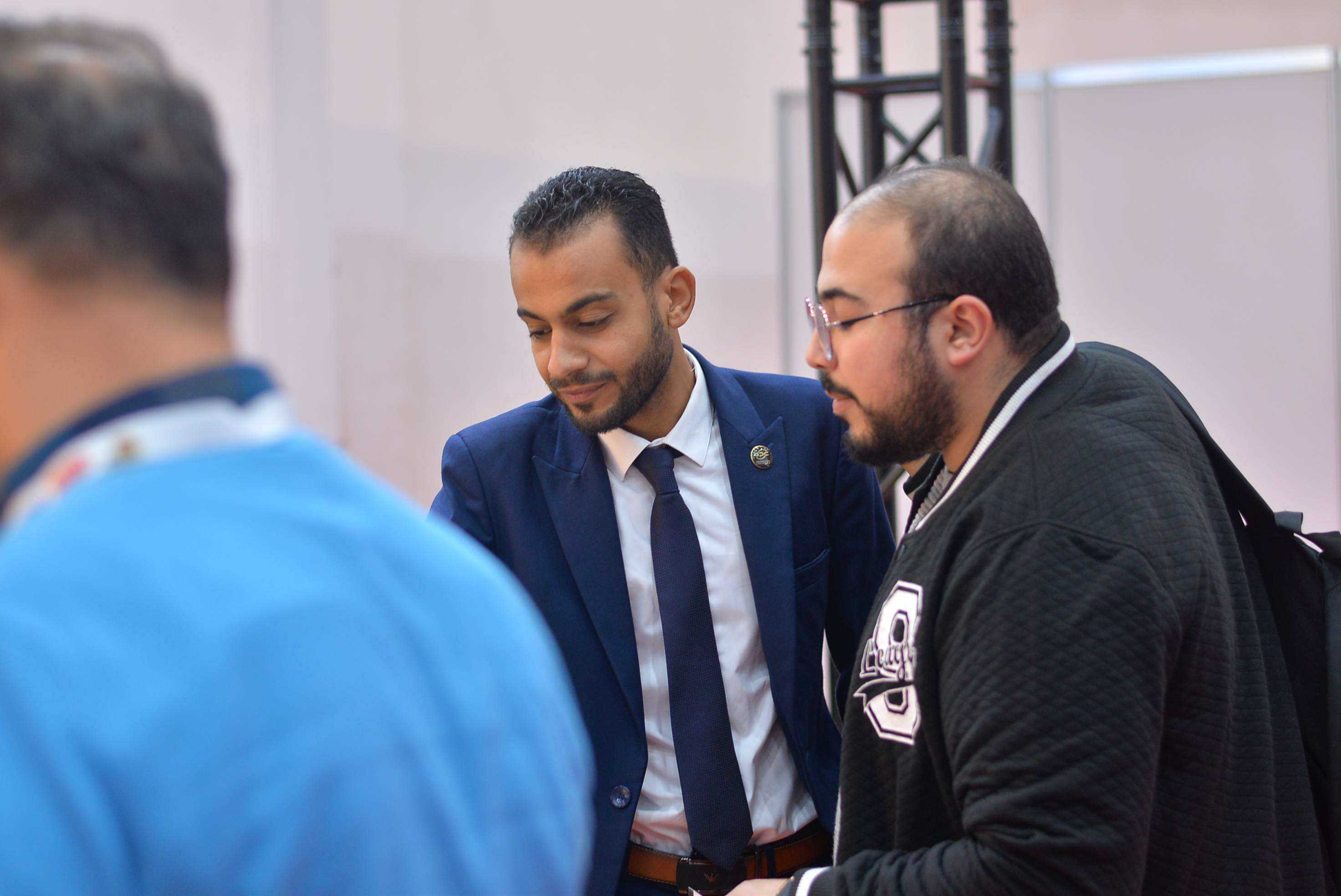 لقاءات مع العملاء - شركة اللدائن العالمية